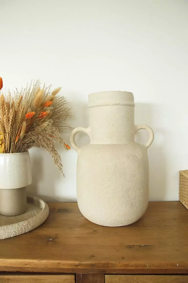 Grand vase décoratif en papier mâché – Image 2