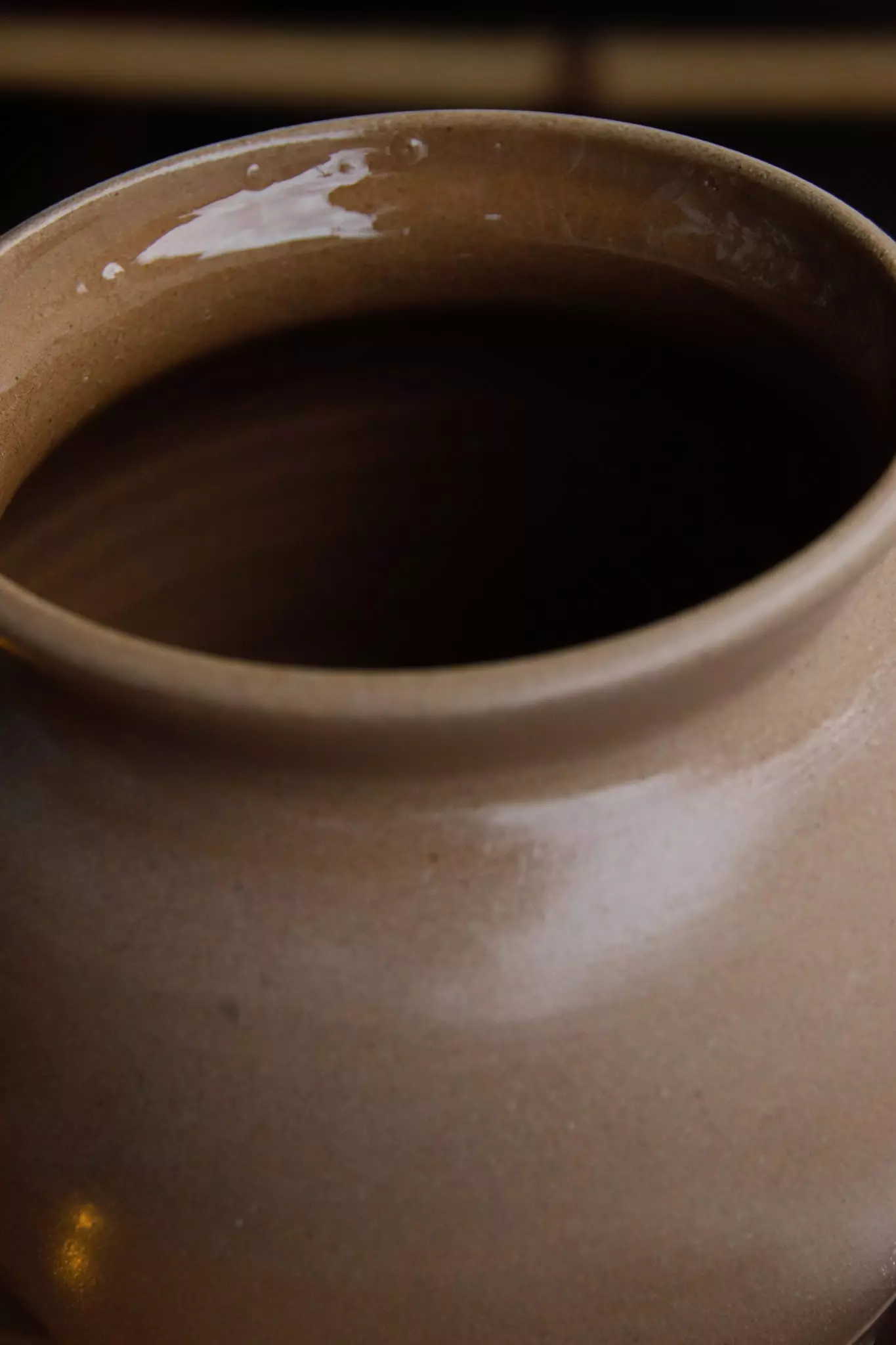 Vase en grès brun mat – Image 4