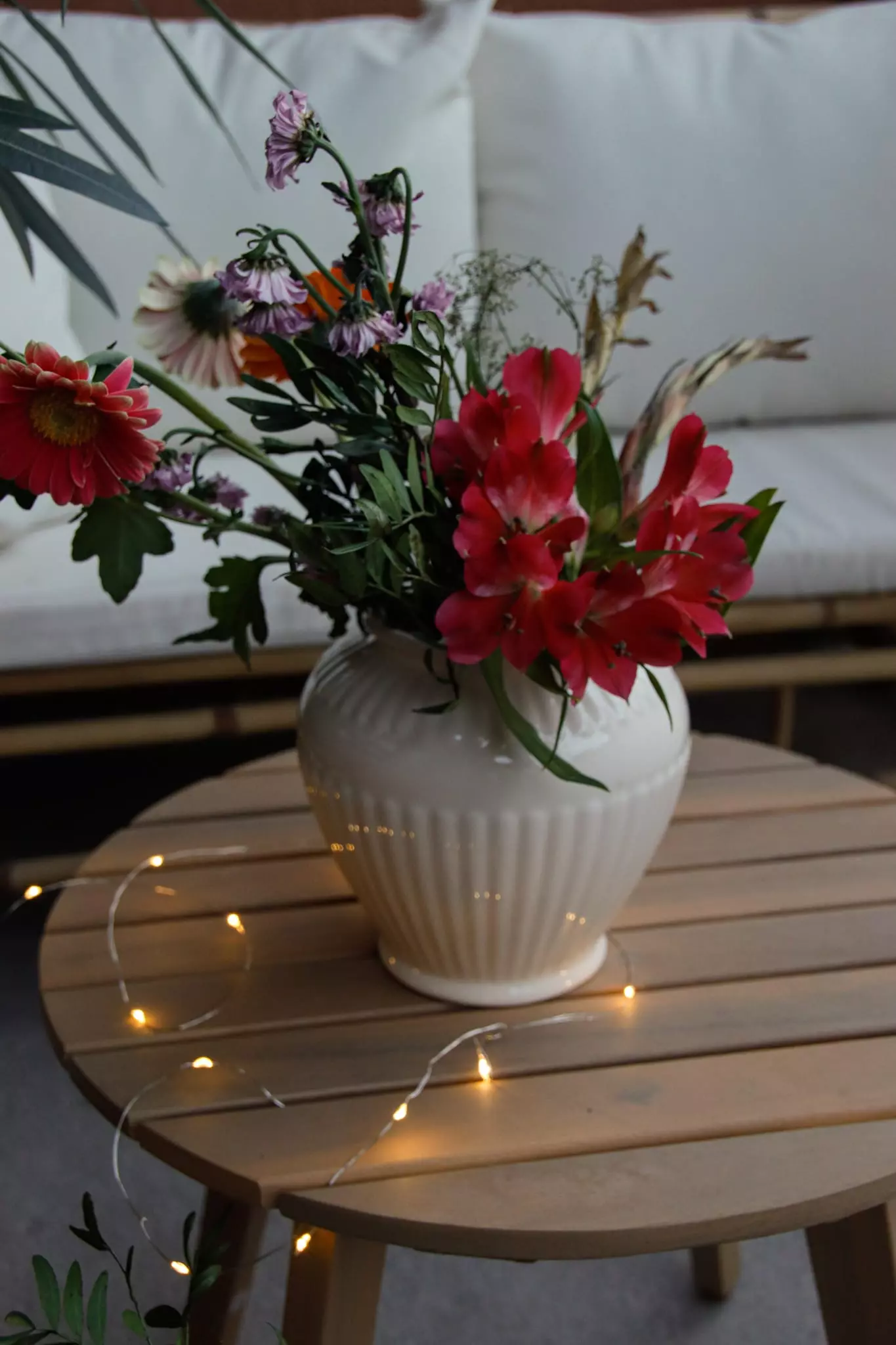 Vase crème strié Versace – Image 5