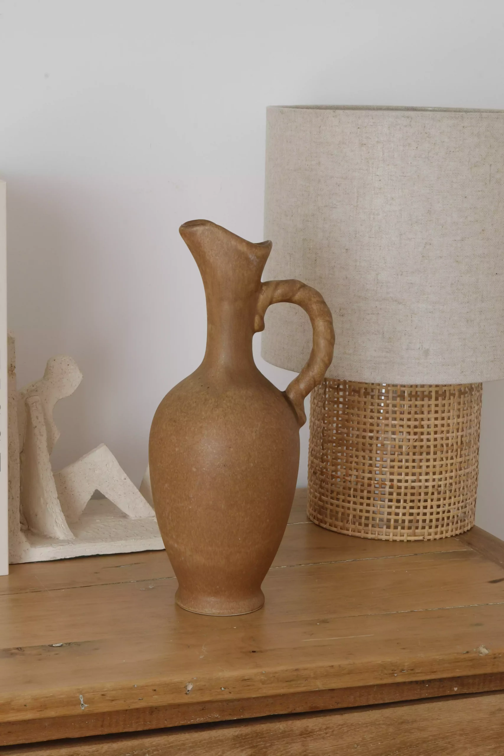 Pichet en grès anse torsadée – Image 2